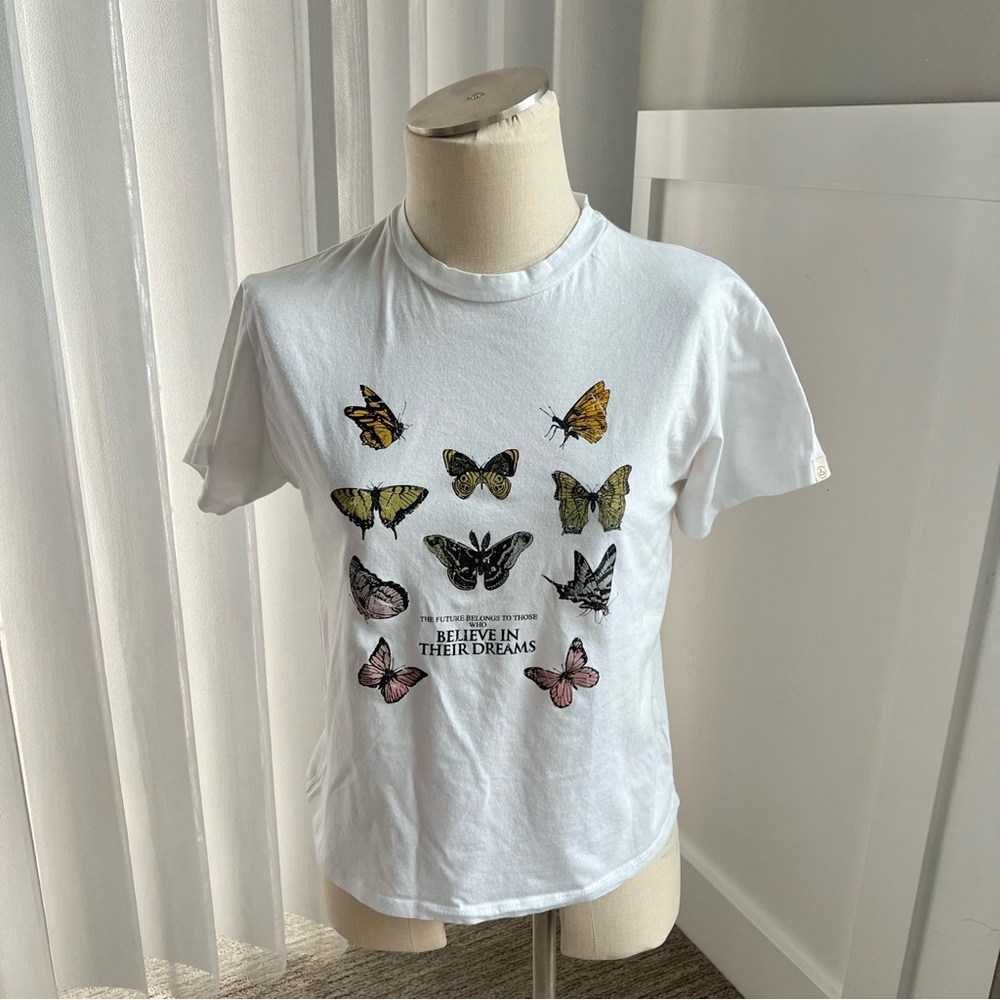 Dirtee Laundry Butterfly T-Shirt Size Small